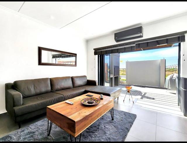 2 BEDROOM TOWNHOUSE FOR SALE IN SANDOWN